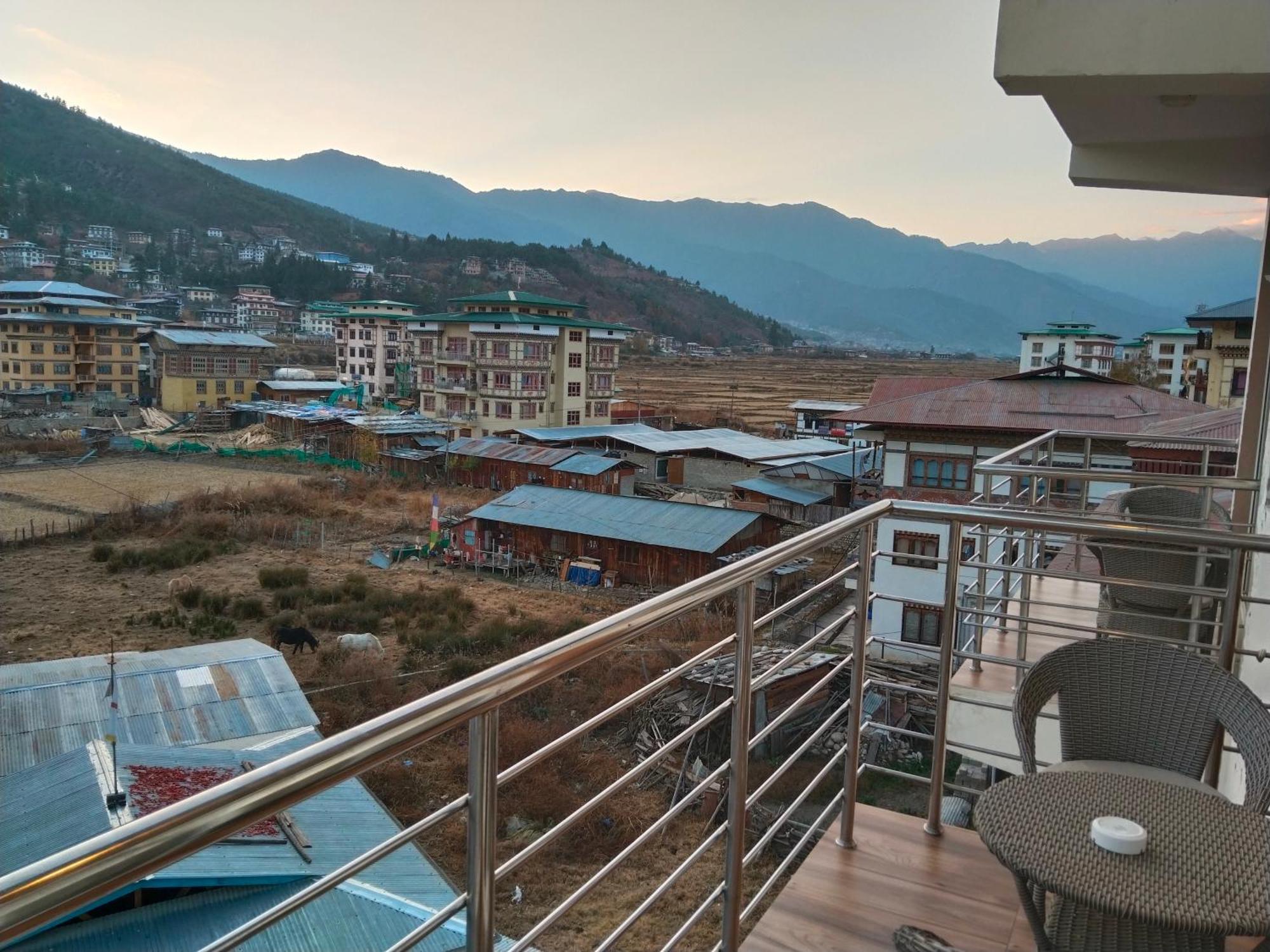 Nirvana Inn Paro Exterior foto